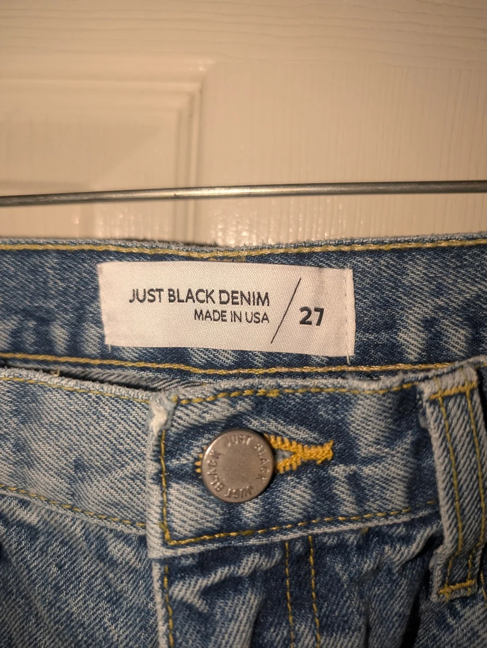 Just Black Light Wash Denim Barrel Jeans - Picture 2 of 5